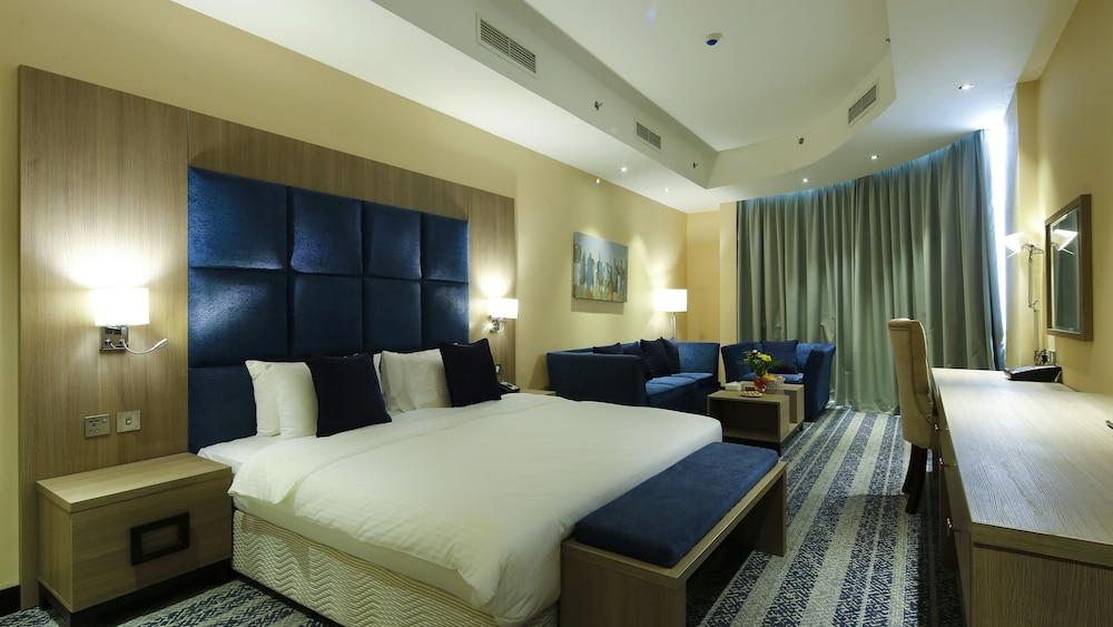 The Castle Premium Hotel Doha Dış mekan fotoğraf
