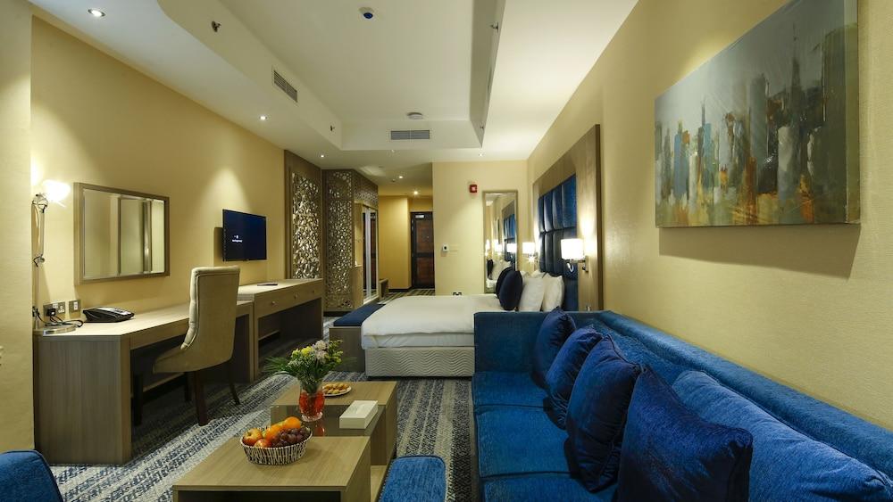 The Castle Premium Hotel Doha Dış mekan fotoğraf